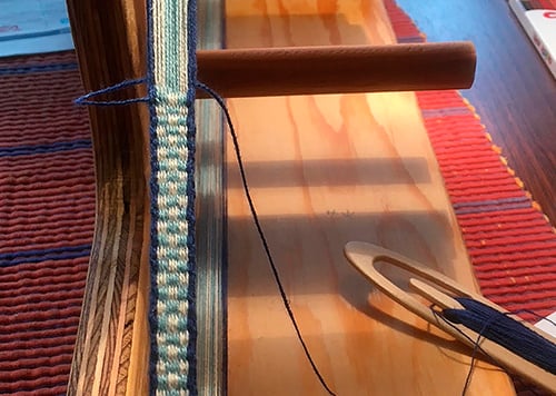 Båndvævede stropper til viskestykkerne